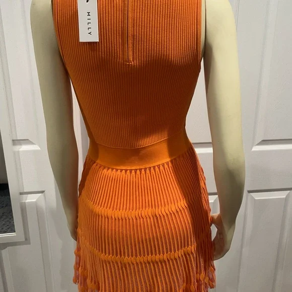 Milly  coral Sleeveless Knit Dress/ The size is medium but may fit size small. - Picture 9 of 14
